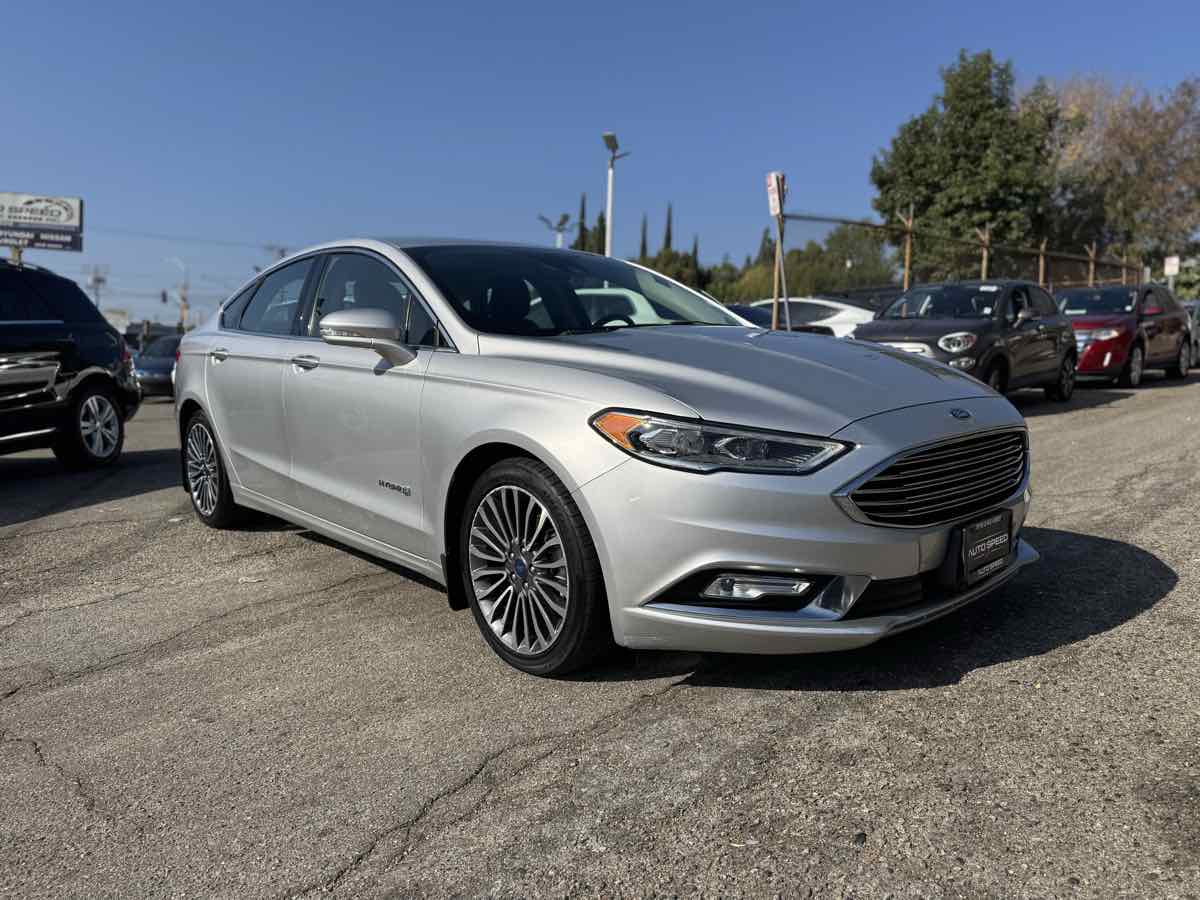 2017 Ford Fusion Hybrid SE