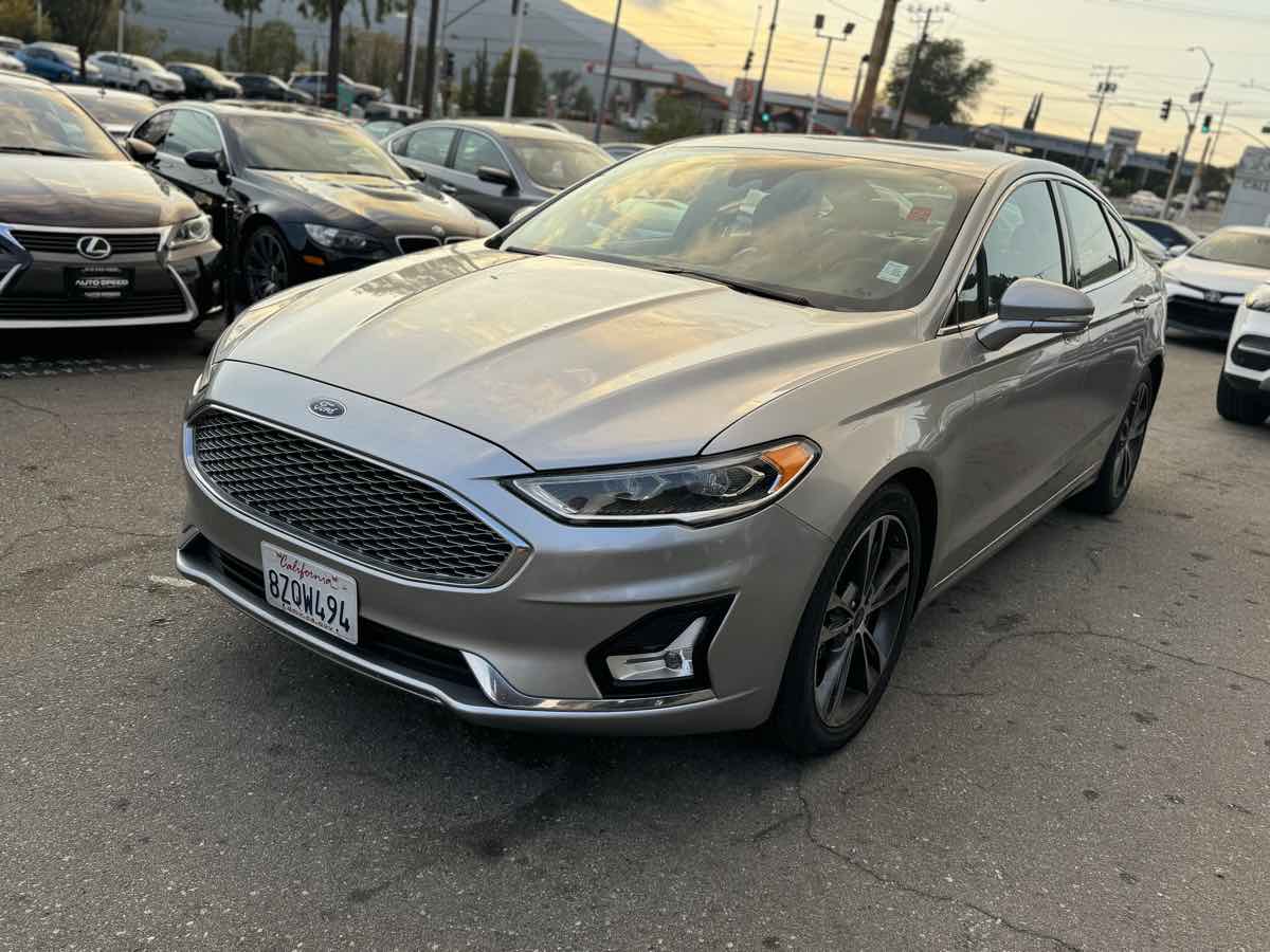 2020 Ford Fusion Titanium photo 3