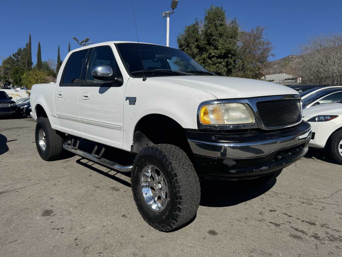 2001 Ford F-150 SuperCrew XLT