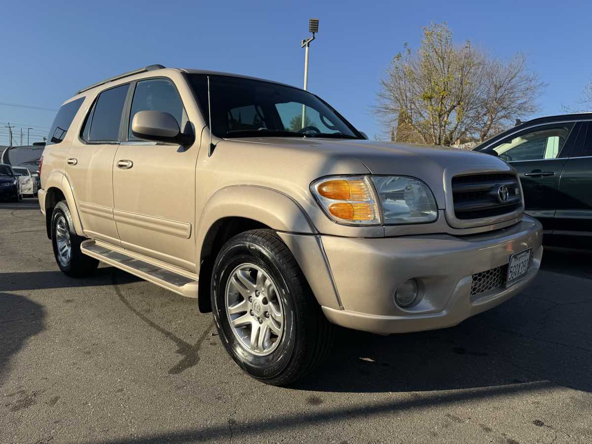 2003 Toyota Sequoia SR5