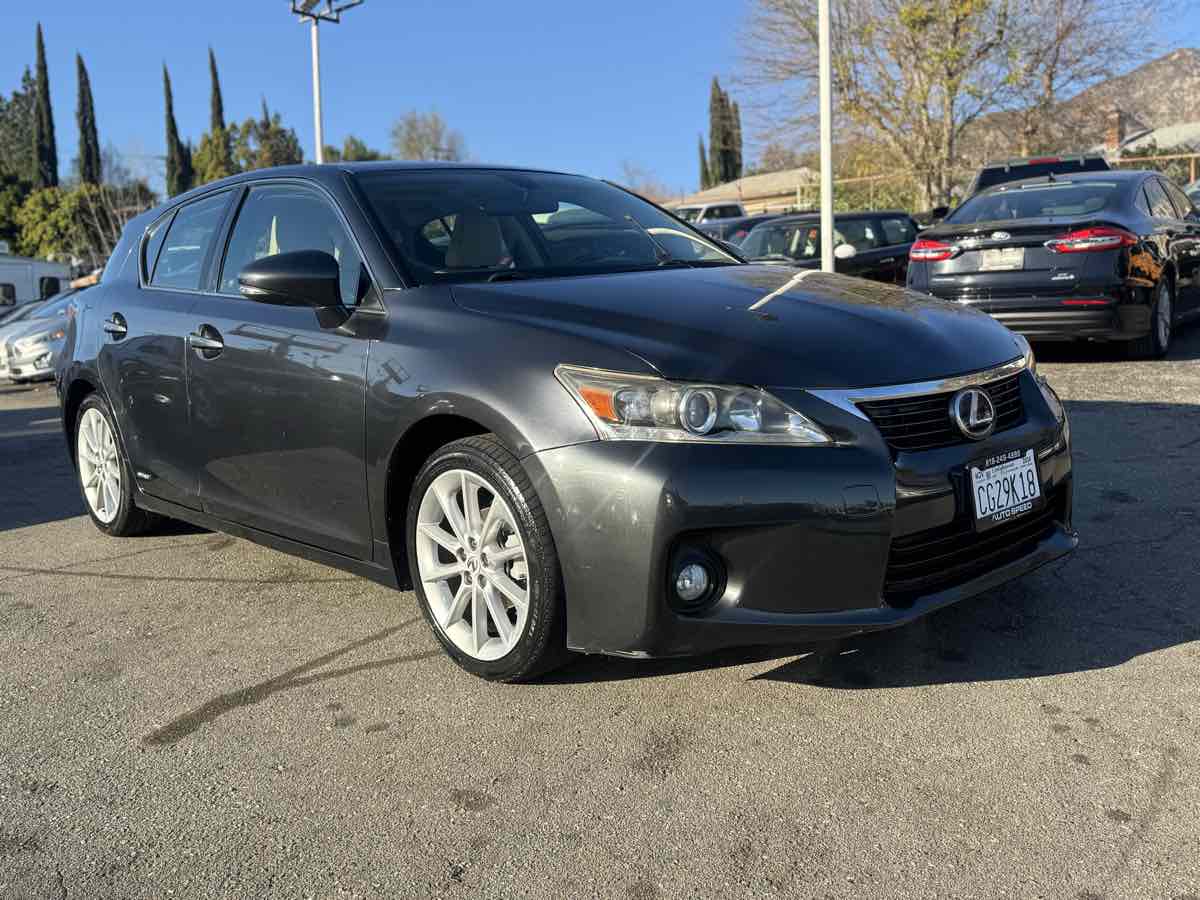 2011 Lexus CT 200h Hybrid