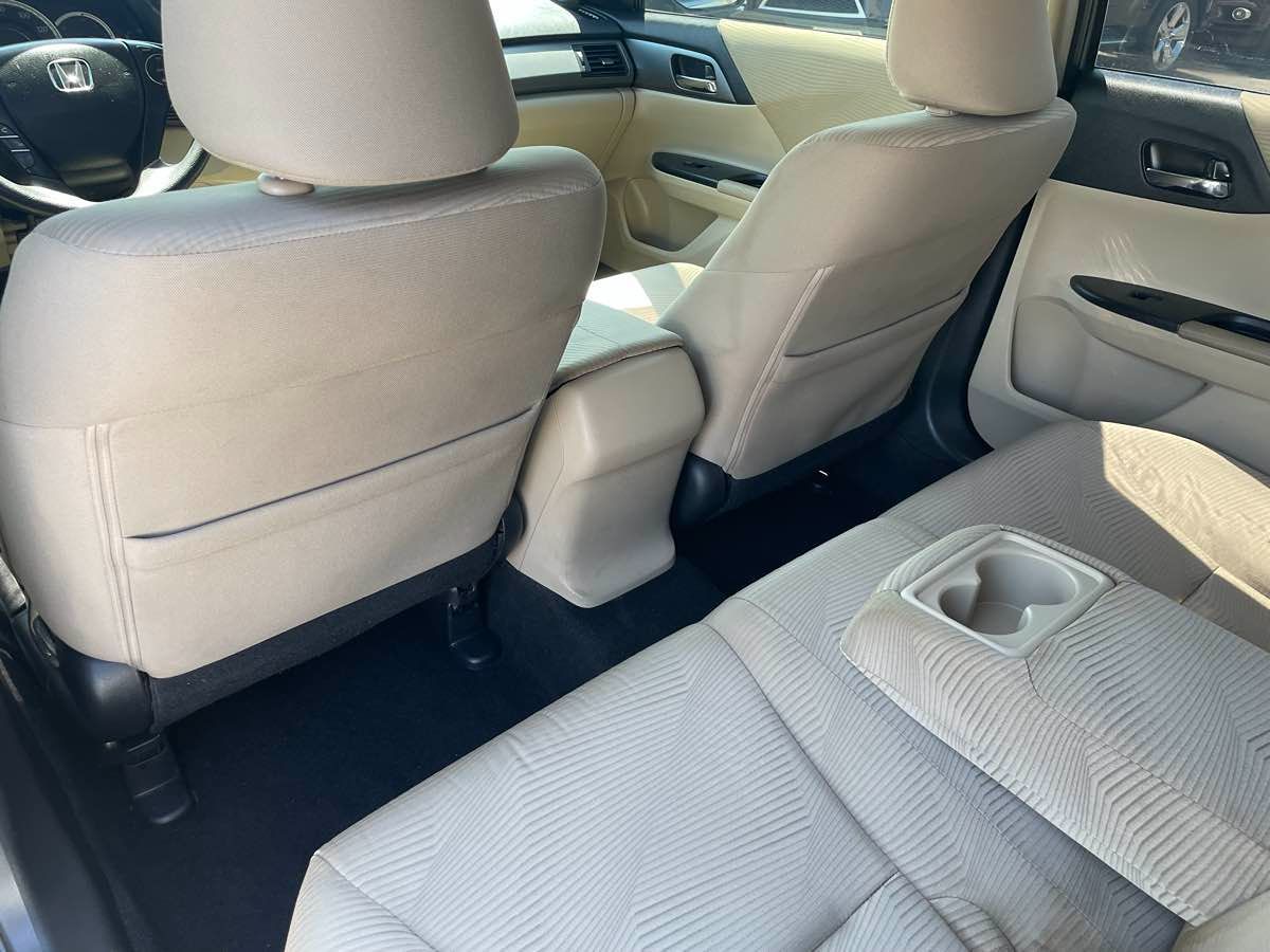 2014 Honda Accord LX photo 21
