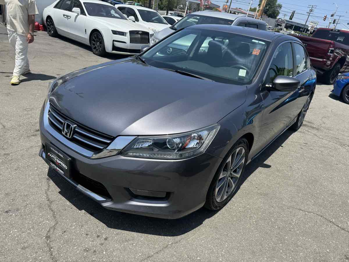 2014 Honda Accord Sport photo 3