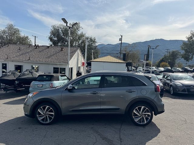 2018 Kia Niro Touring photo 4