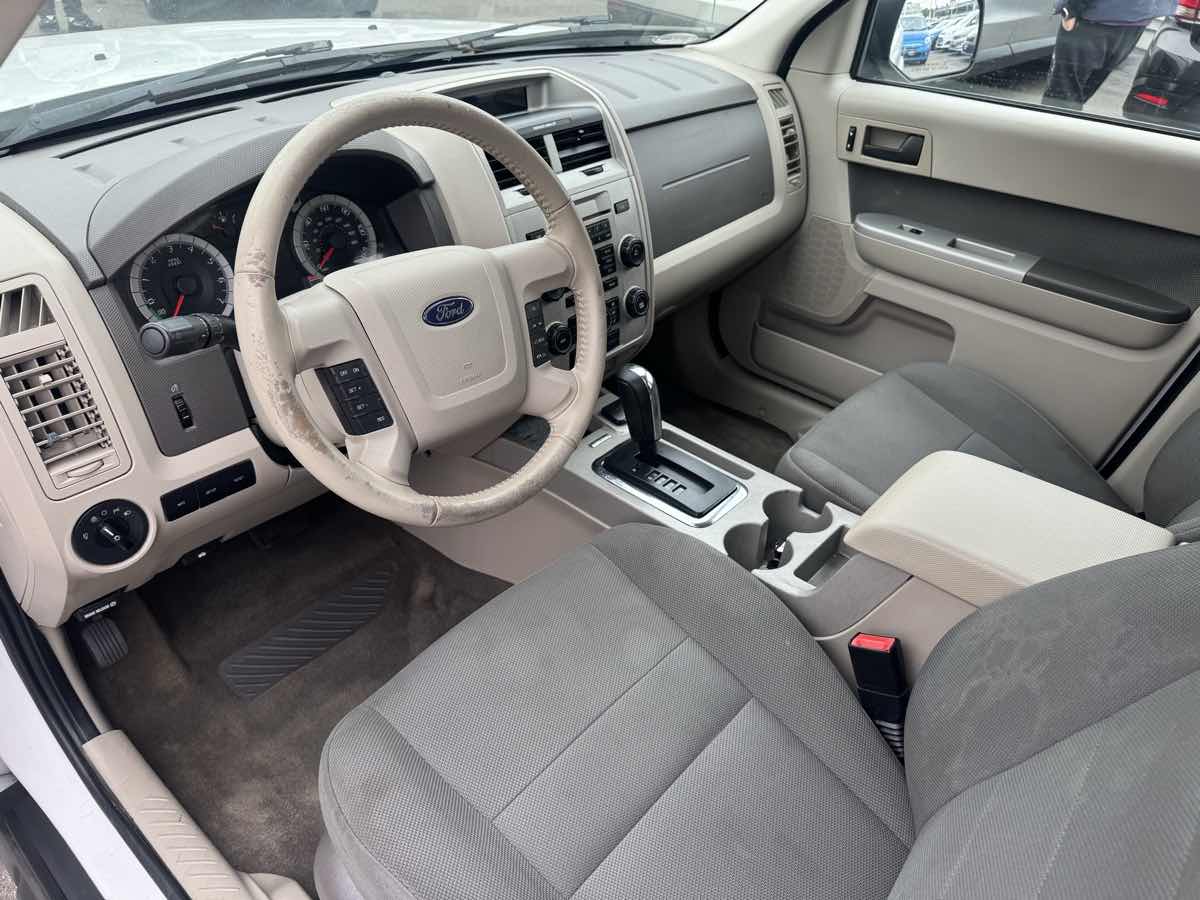 2009 Ford Escape Hybrid photo 7