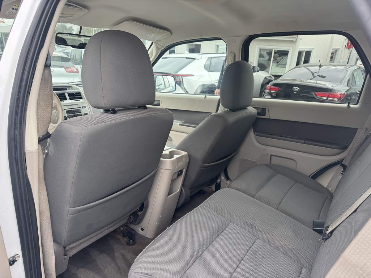 2009 Ford Escape Hybrid photo 9