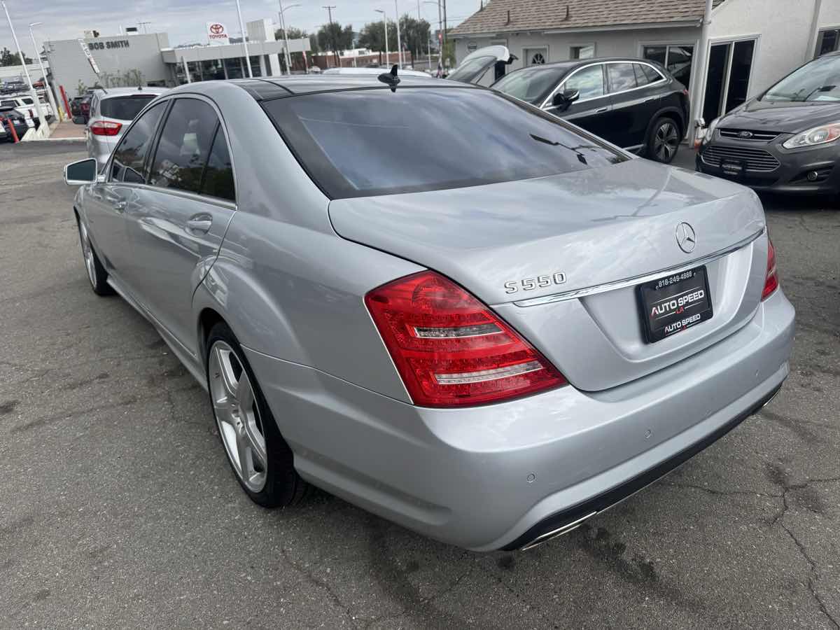 2012 Mercedes Benz S 550 photo 4