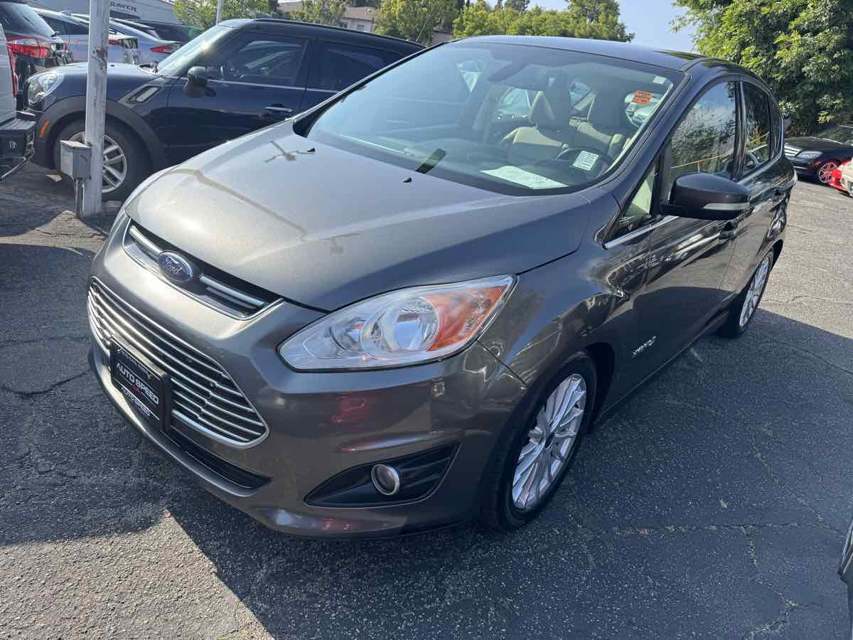 2015 Ford C-Max Hybrid SEL photo 2