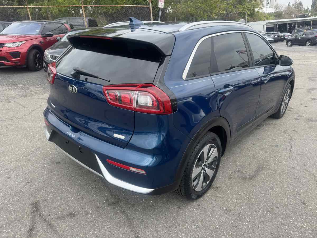 2018 Kia Niro EX photo 4