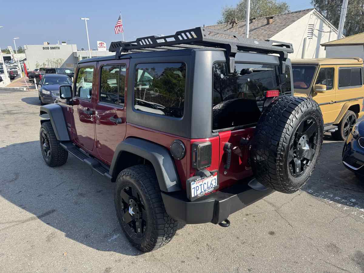 2013 Jeep Wrangler Unlimited Sport photo 4