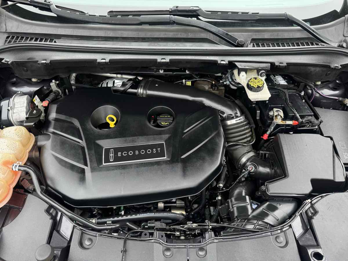 2015 Lincoln MKC Select photo 13