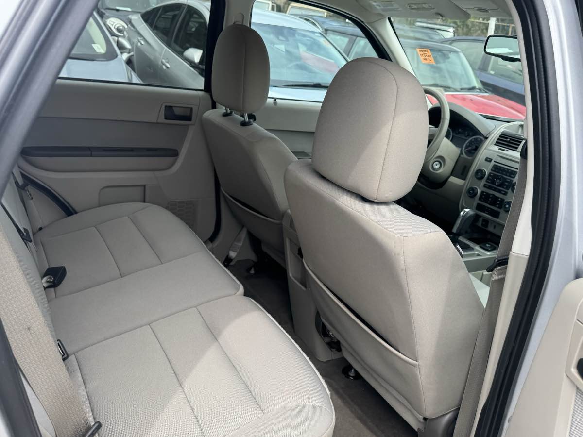 2011 Ford Escape Hybrid photo 10