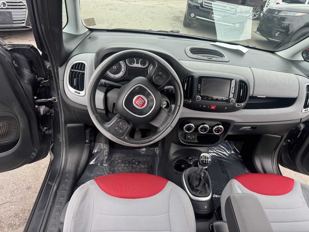 2014 Fiat 500L Easy photo 9