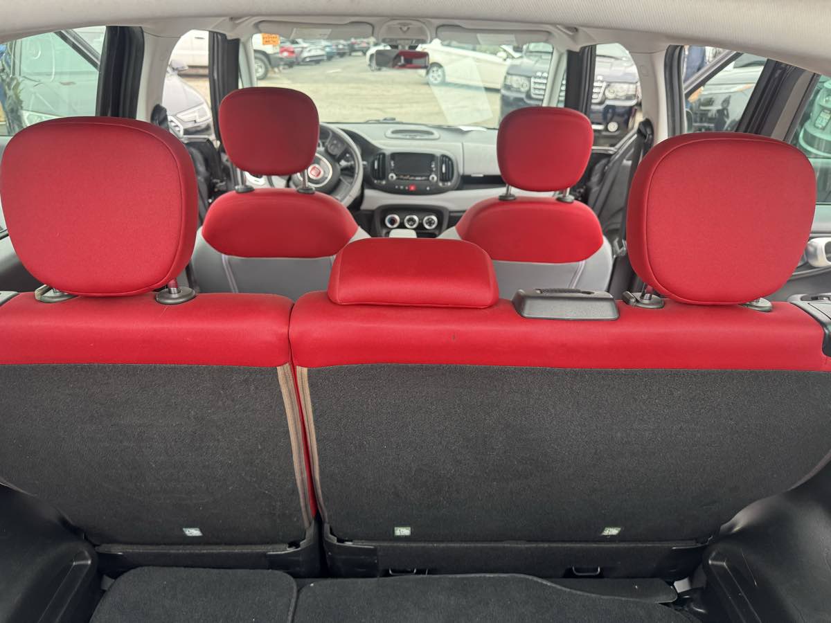 2014 Fiat 500L Easy photo 12
