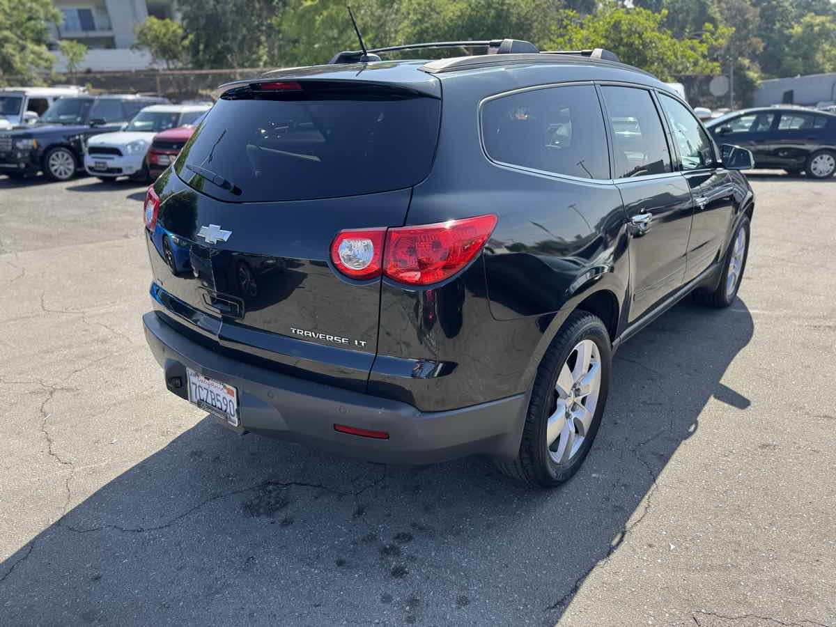 2012 Chevrolet Traverse 1LT photo 6