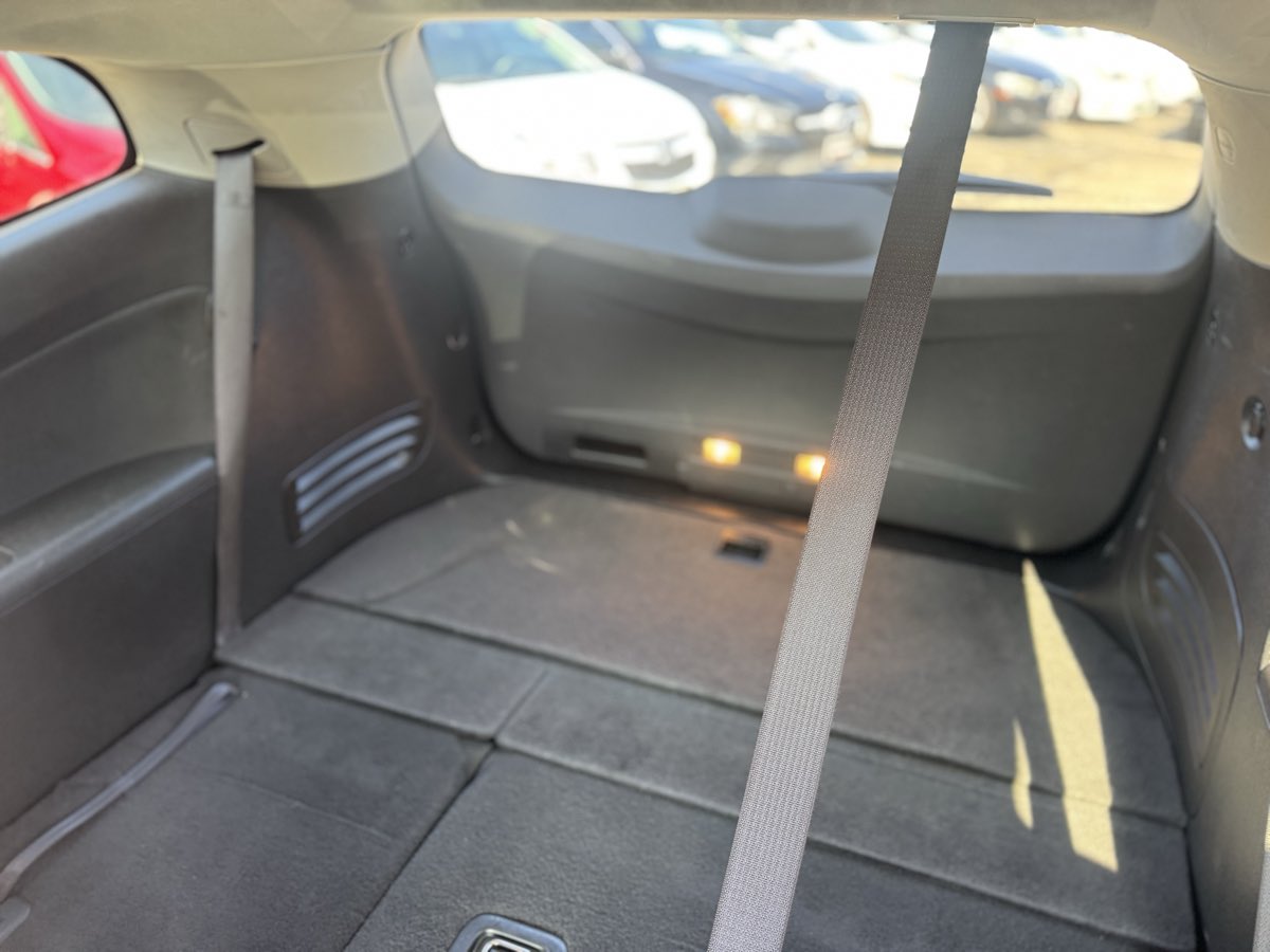 2012 Chevrolet Traverse 1LT photo 20
