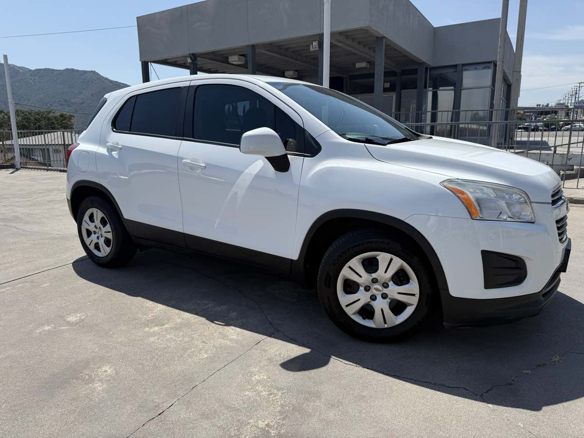 2016 Chevrolet Trax LS photo 13
