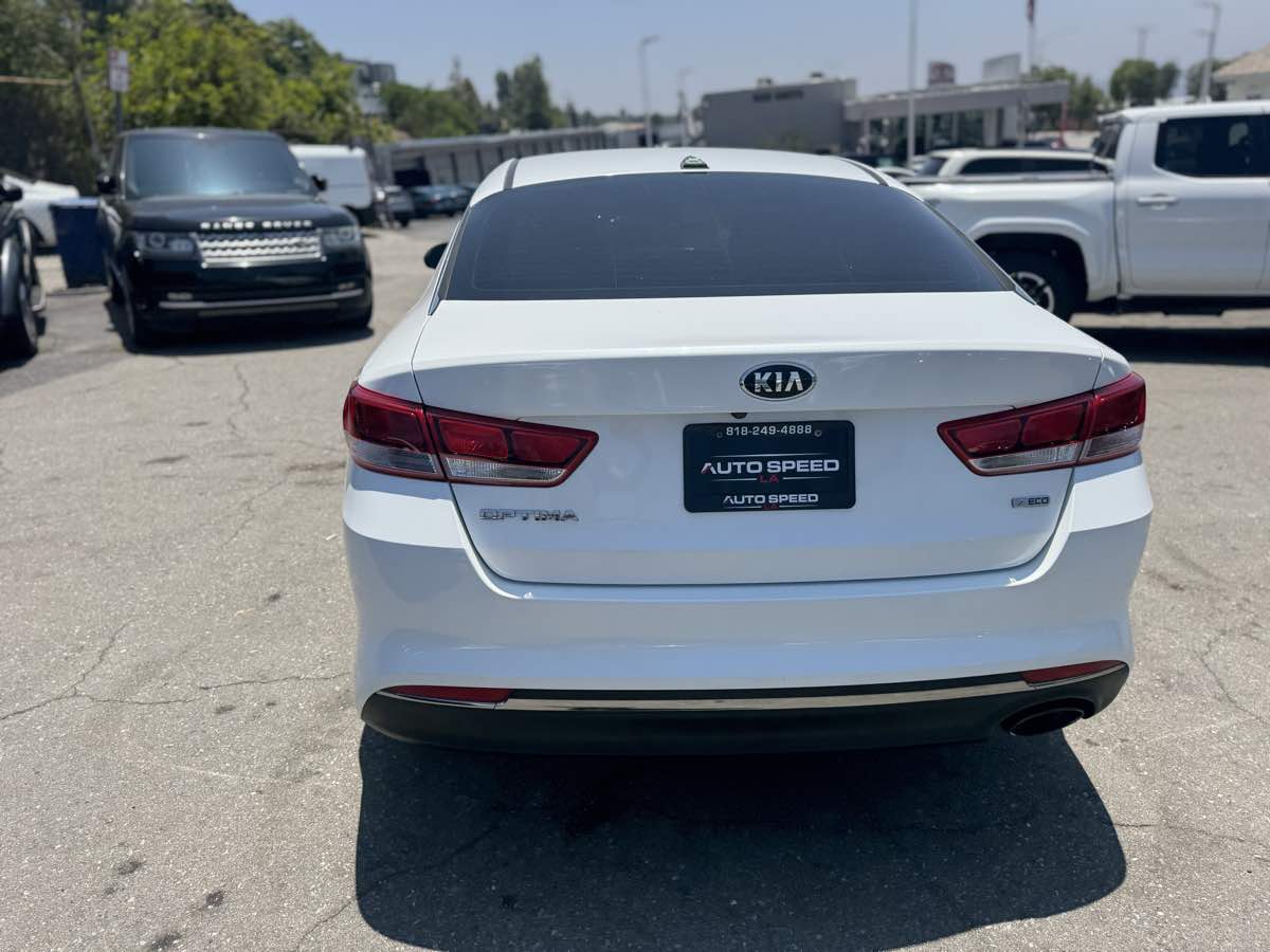 2016 Kia Optima LX Turbo photo 5