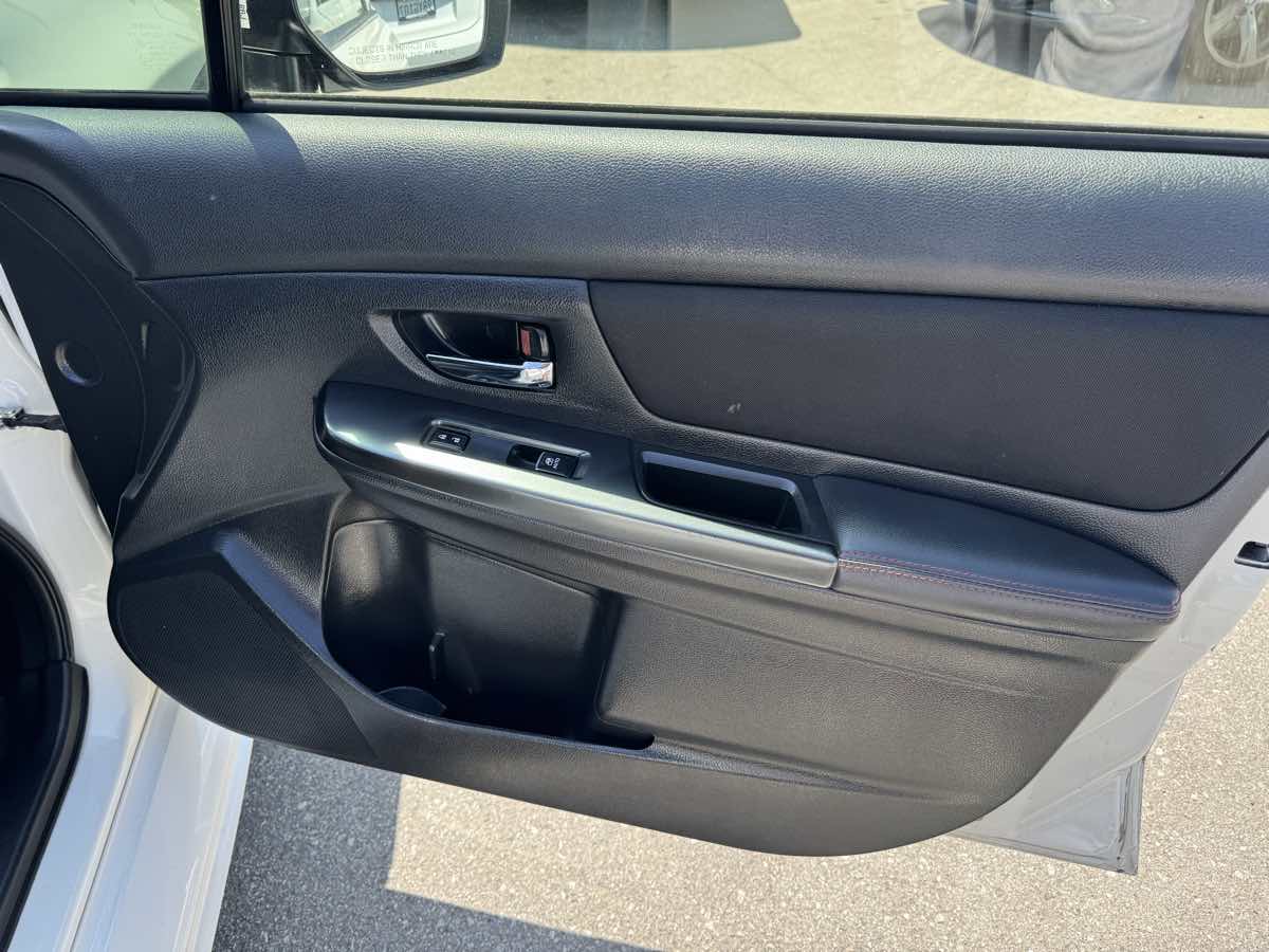 2017 Subaru WRX photo 17