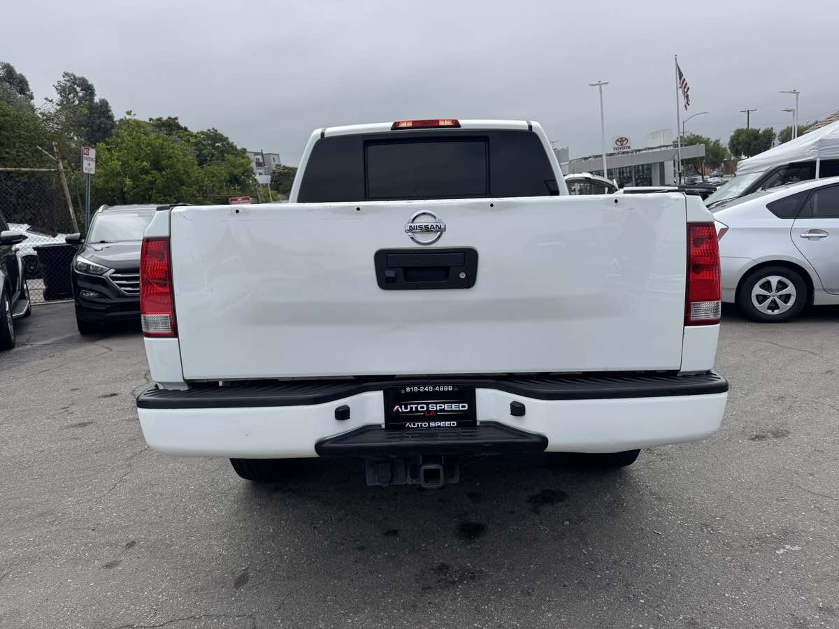 2015 Nissan Titan S photo 4
