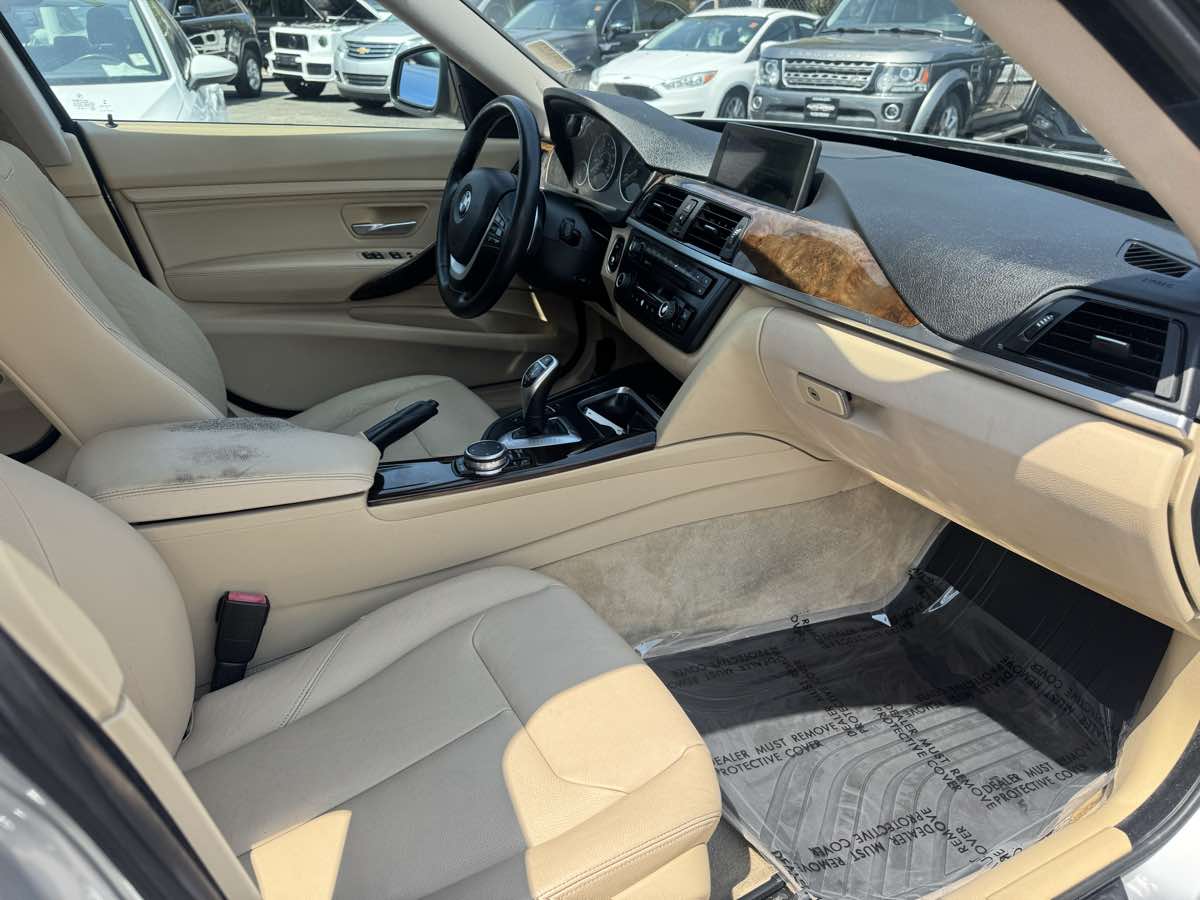 2015 BMW 3 Series 335i - Photo 15