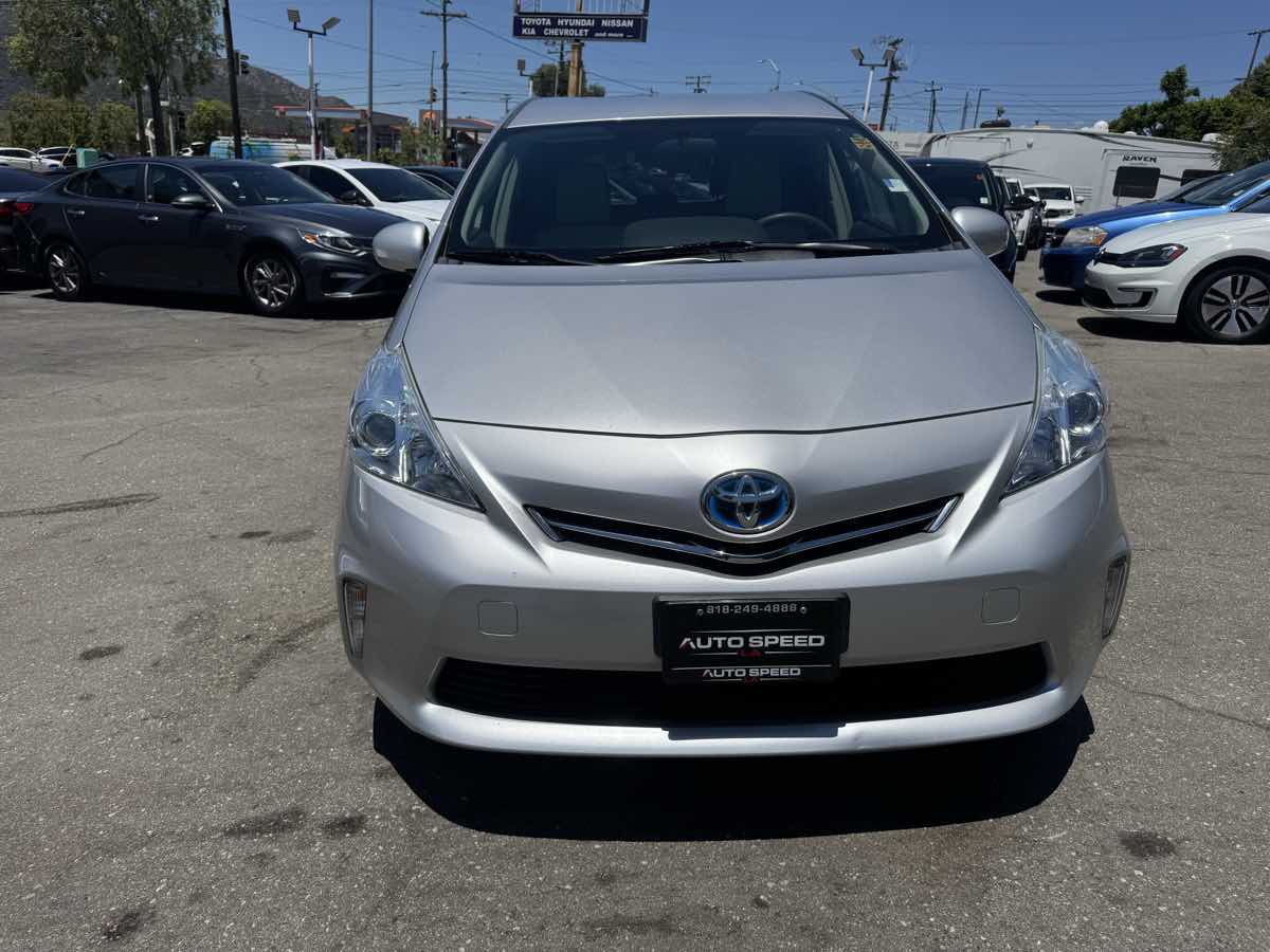 2012 Toyota Prius V Two photo 2