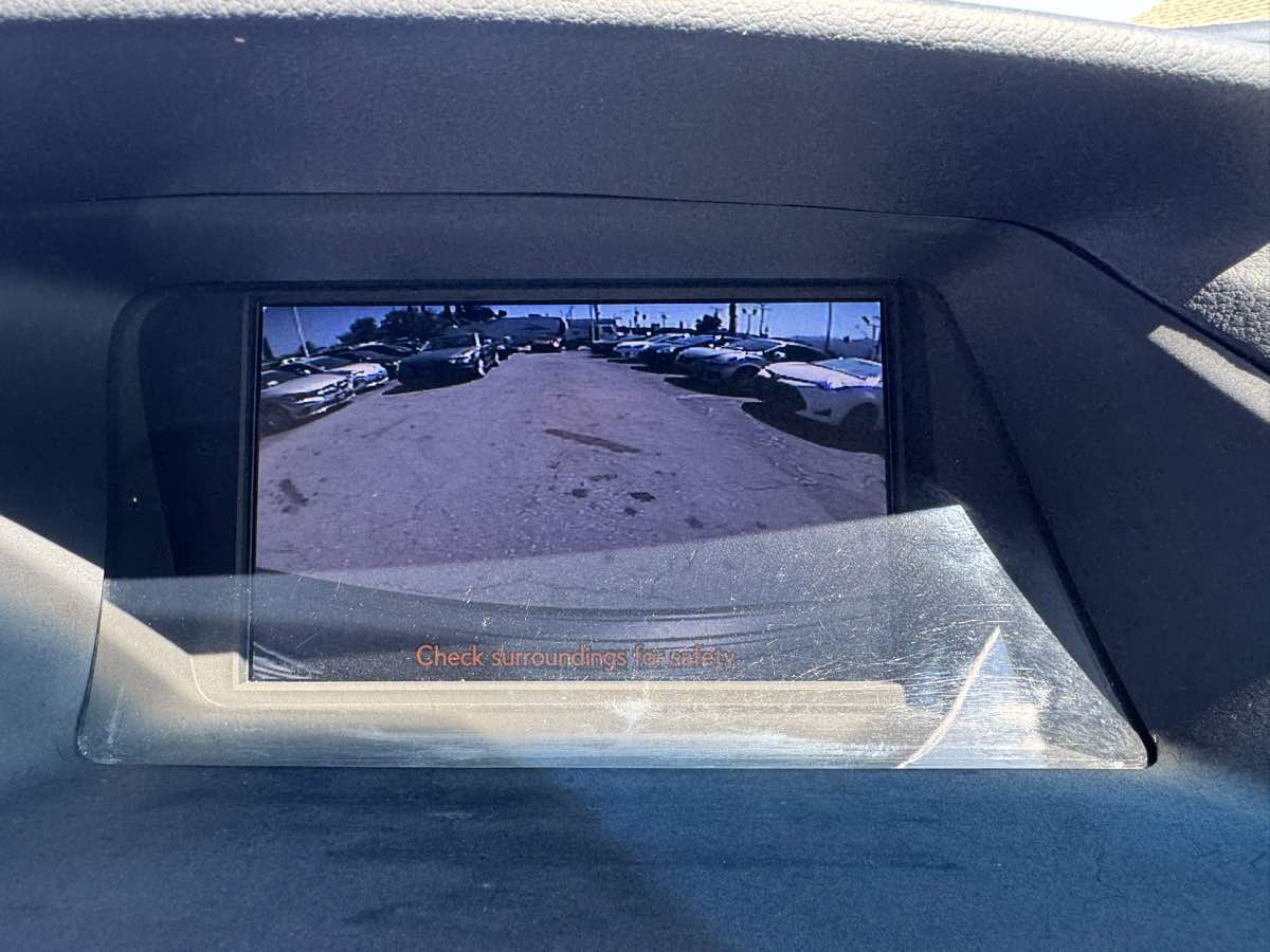 2015 Lexus RX 450h photo 17