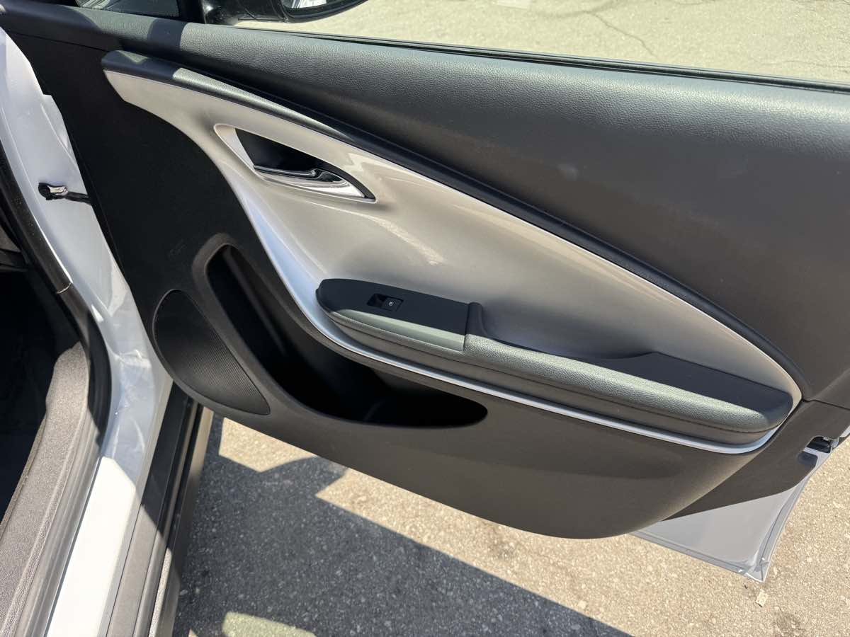 2014 Chevrolet Volt photo 10
