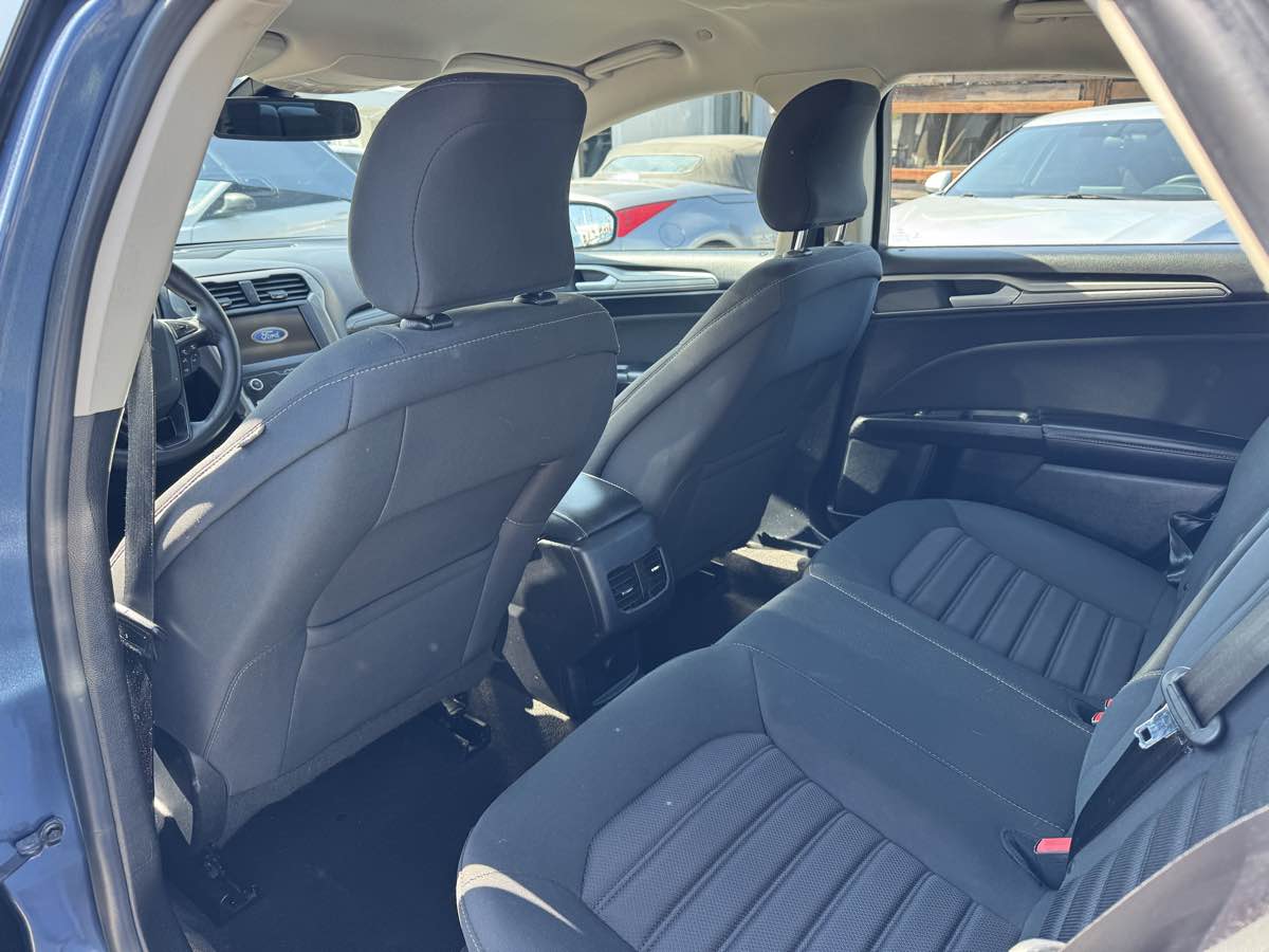 2019 Ford Fusion Hybrid SE photo 15