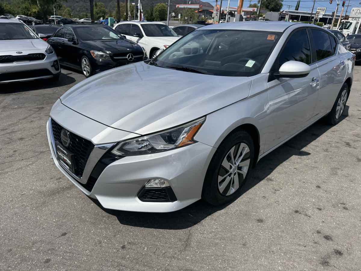 2019 Nissan Altima 2.5 S photo 3