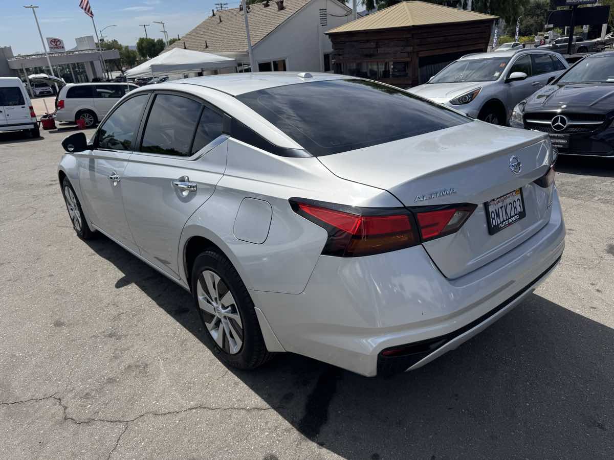 2019 Nissan Altima 2.5 S photo 6
