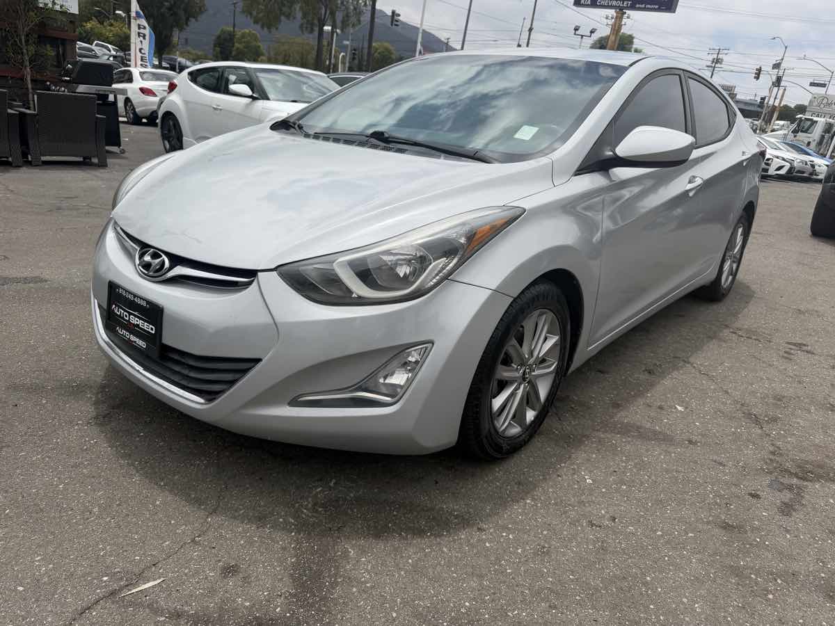 2015 Hyundai Elantra SE - Photo 3