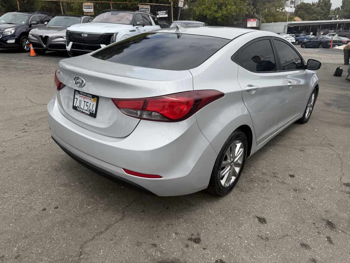 2015 Hyundai Elantra SE - Photo 6