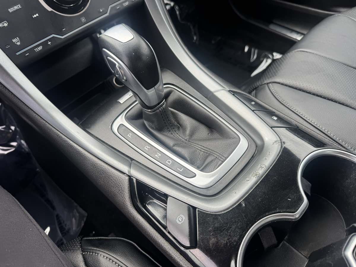 2014 Ford Fusion Energi Titanium photo 12