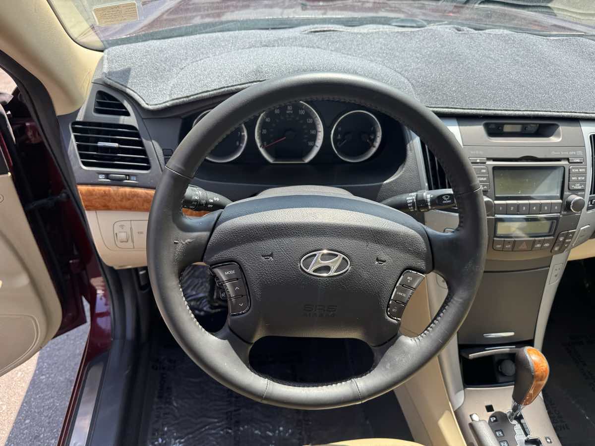 2009 Hyundai Sonata Limited photo 7
