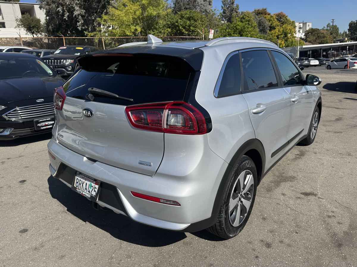 2019 Kia Niro LX photo 2