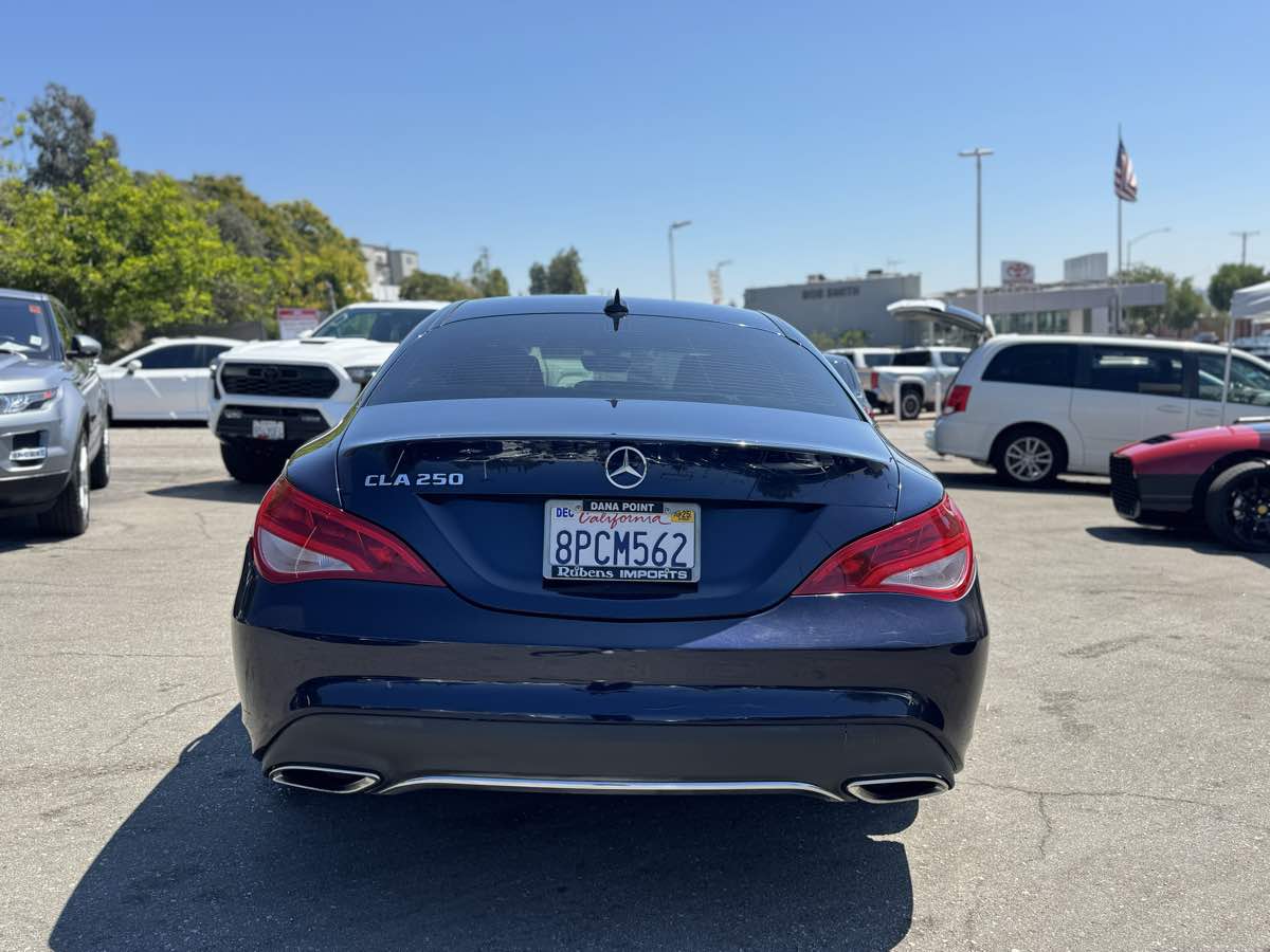 2017 Mercedes Benz CLA 250 photo 5