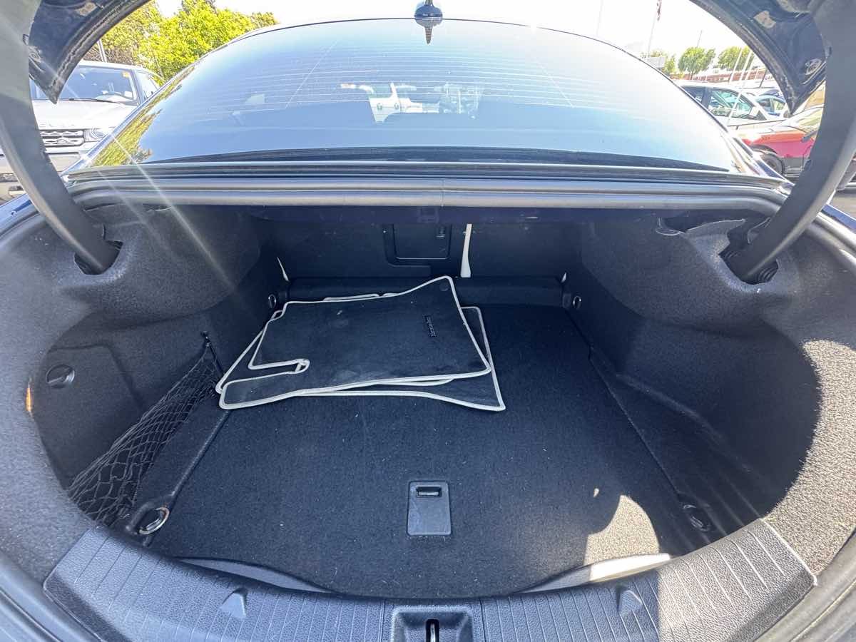 2017 Mercedes Benz CLA 250 photo 10