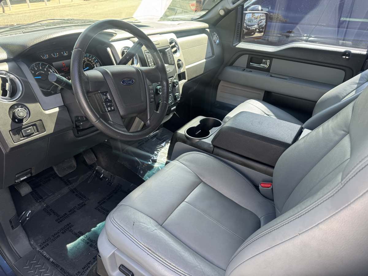 2014 Ford F-150 XLT photo 13
