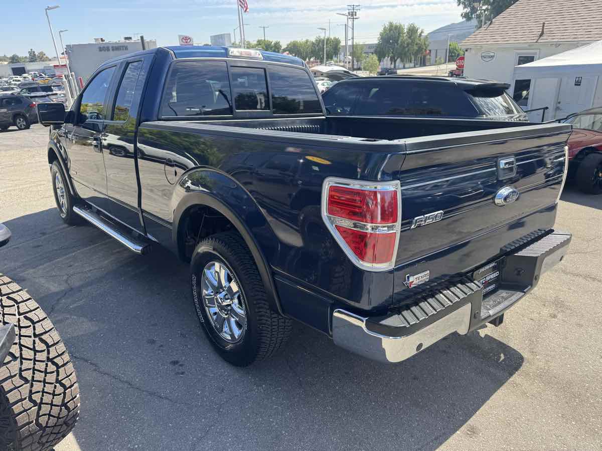 2014 Ford F-150 XLT photo 18