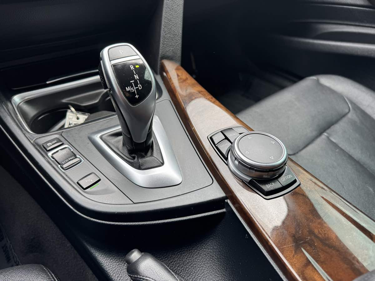 2015 Bmw 328i xDrive GT SULEV-PZEV photo 9