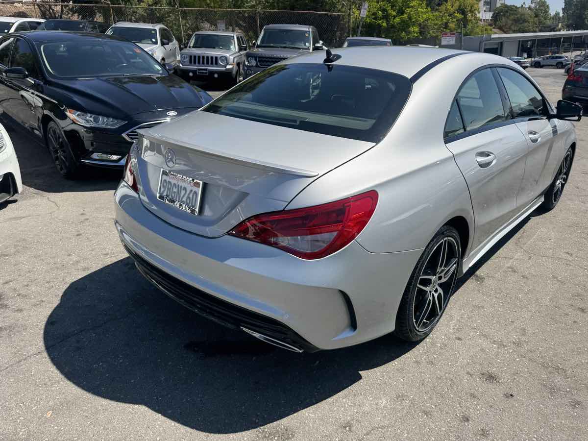 2019 Mercedes Benz CLA 250 photo 4