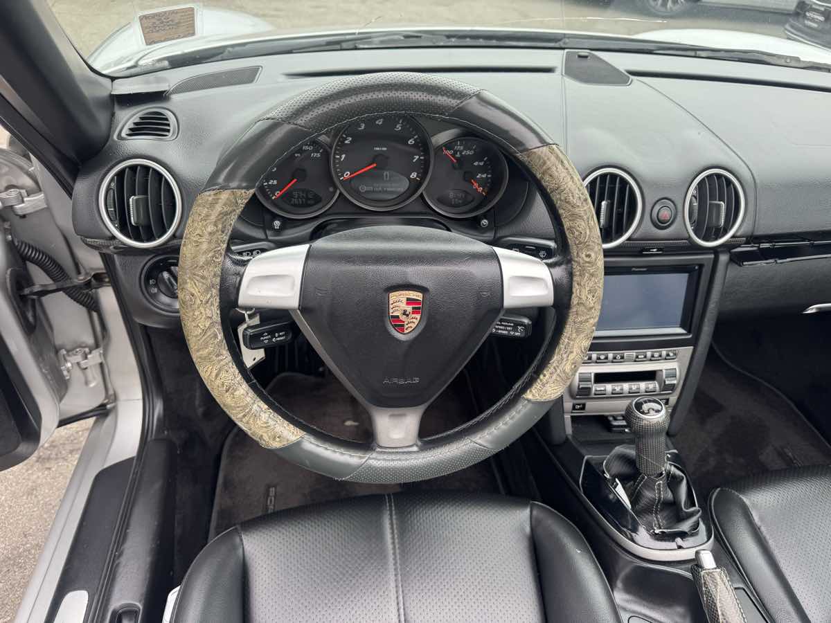 2005 Porsche Boxster photo 21