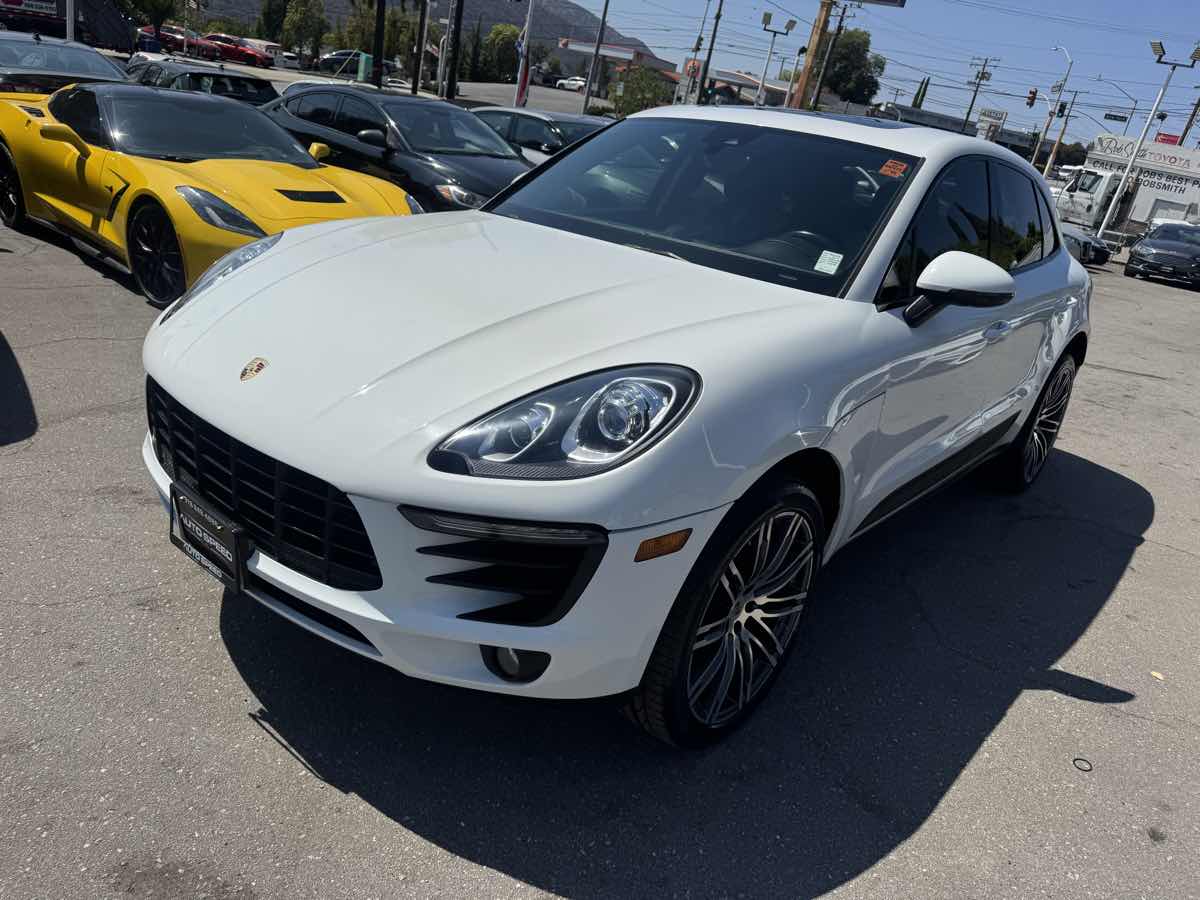 2017 Porsche Macan S photo 3