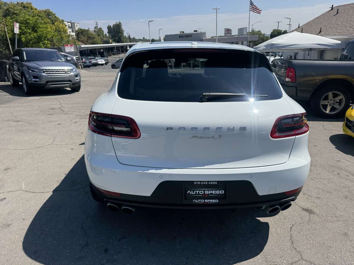 2017 Porsche Macan S photo 4