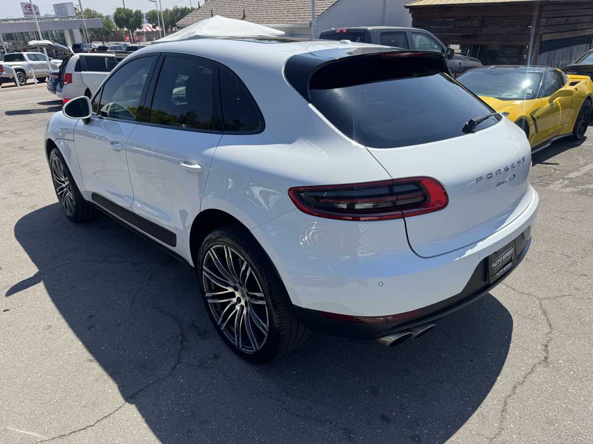 2017 Porsche Macan S photo 5