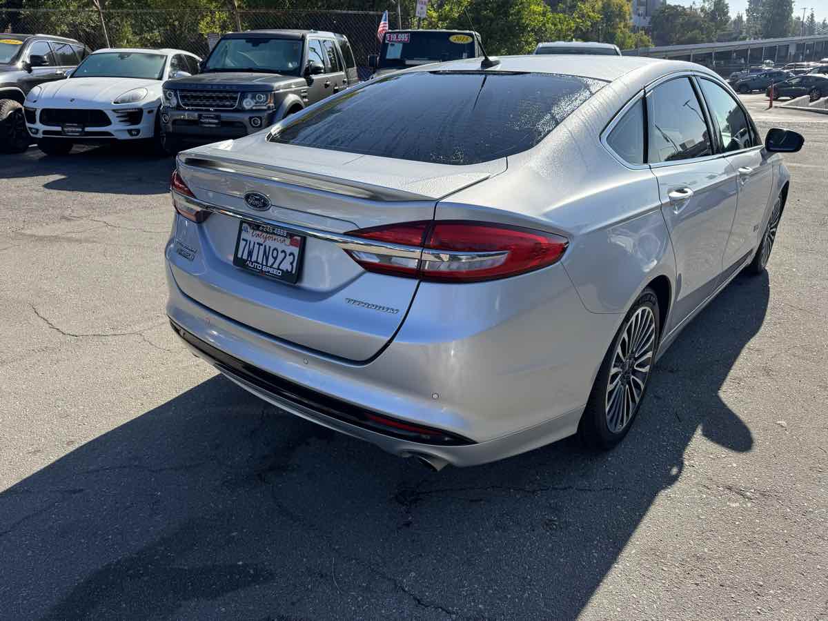 2017 Ford Fusion Energi Titanium photo 3