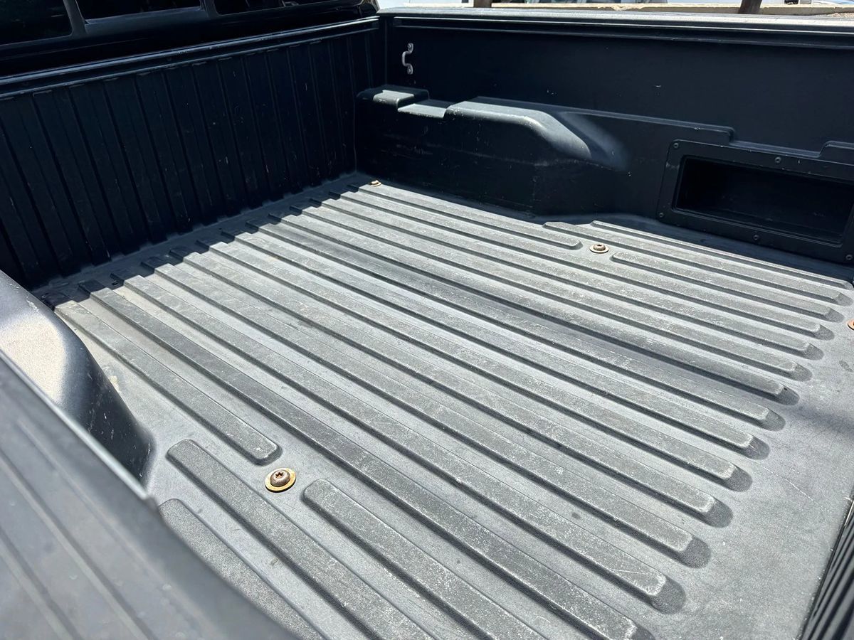 2013 Toyota Tacoma PreRunner V6 Double Cab photo 13