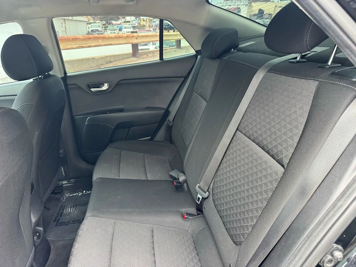 2018 Kia Rio LX S photo 13