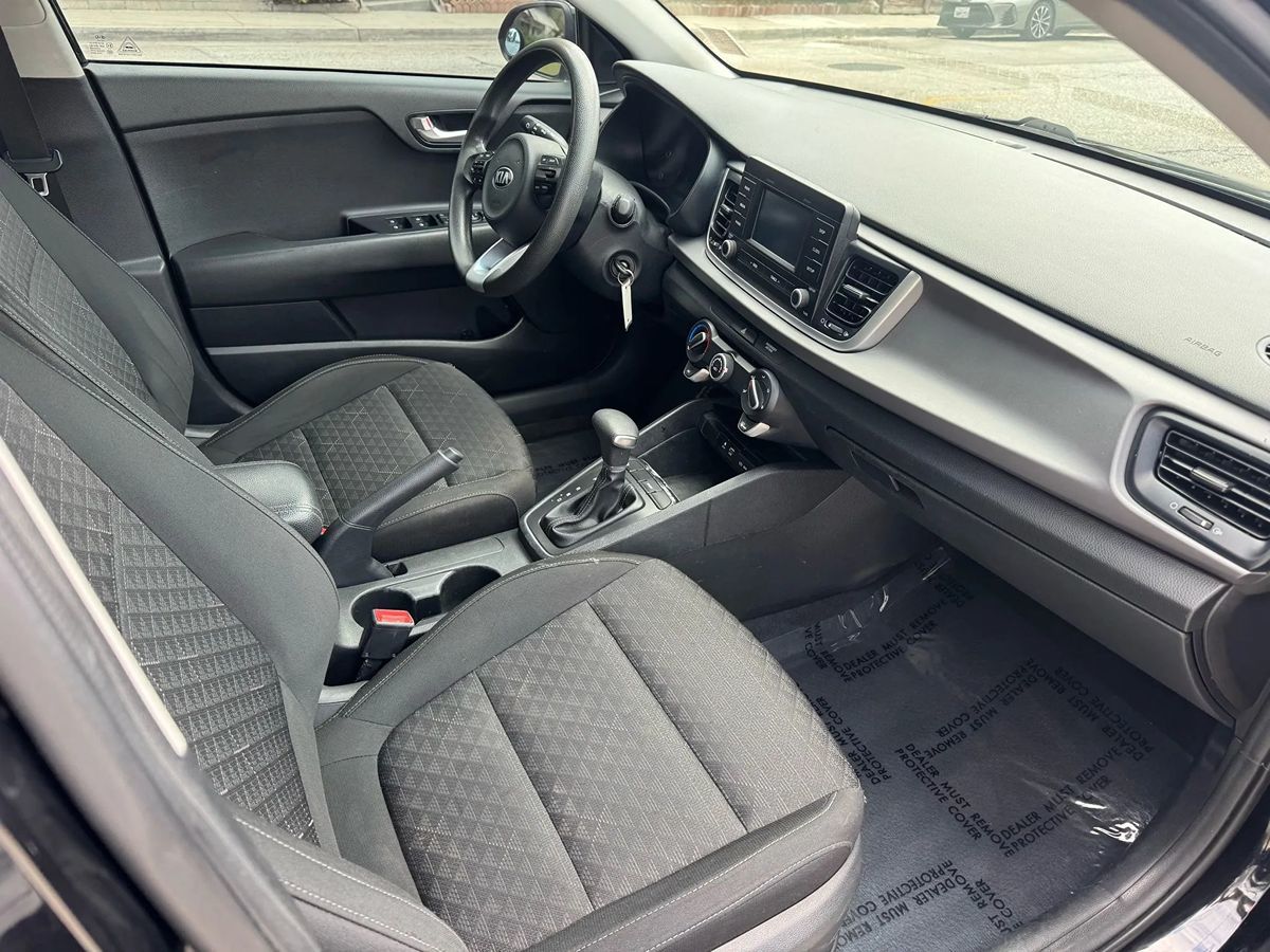 2018 Kia Rio LX S photo 10